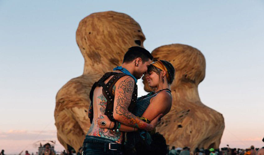 couples make open relations in fair