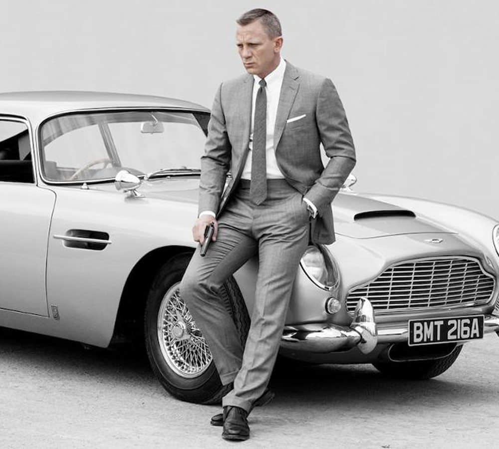 daniel craig carged 1000 crore rupees for a film