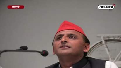 Akhilesh yadav statement on gayatri prajapati