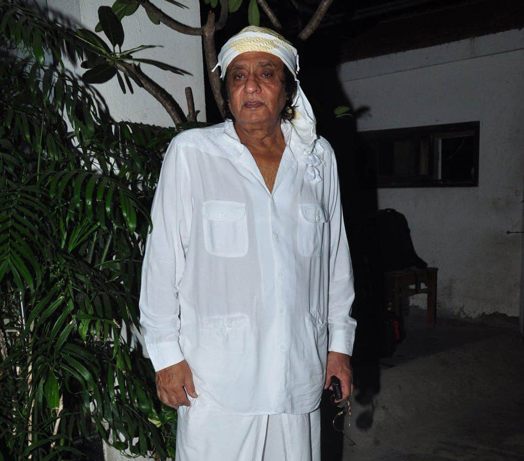 when Ranjeet was kicked out of home after debut film as he played villain tried to tear Rakhee clothes