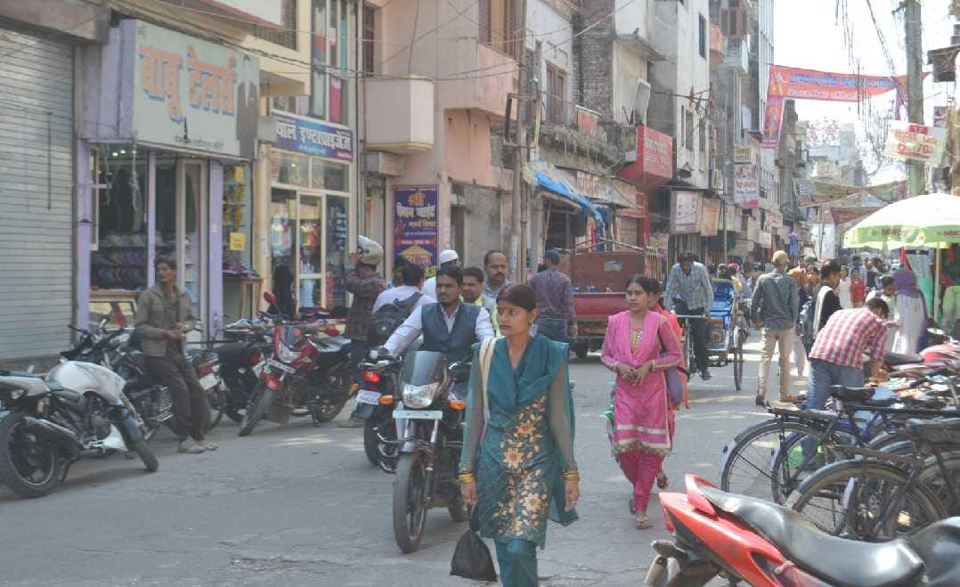 Curfew relaxed in the city, life was back on track
