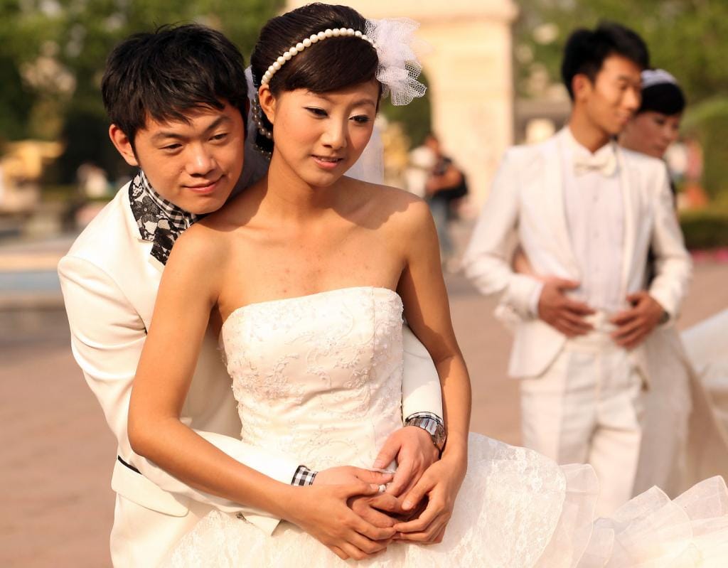 Chinese Couples In Jiangsu Goes For Mass Divorce For Compensation