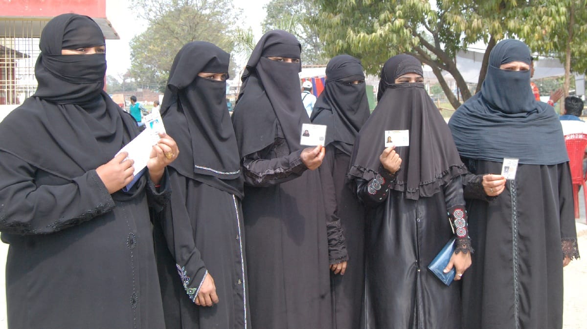 There was commotion batons on voters