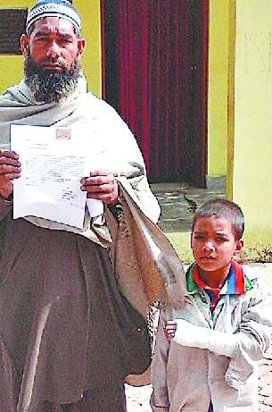 Broken hand on the student's homework is not completed