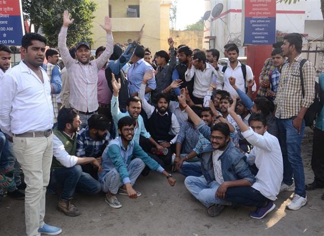 DS college student beaten, Hungama