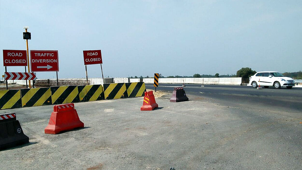 Agra-Lucknow Expressway: No temple was built and compensation of land not found