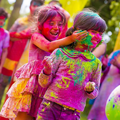 Holi Special- Holika Dahan Aur Holi Poojan Ka Muhrat And Vidhi