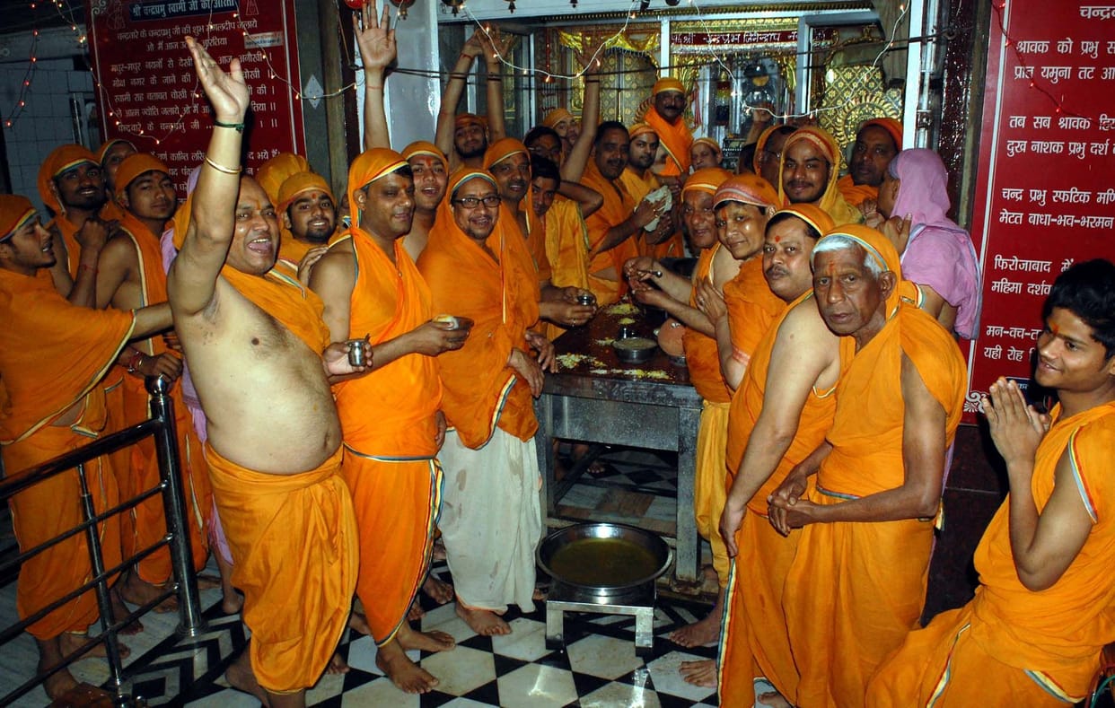 God Chandraprbhu plated Nirvana Ladhuu