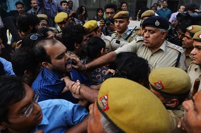 Kerala’s kiss of love activists New life after sex racket scandal