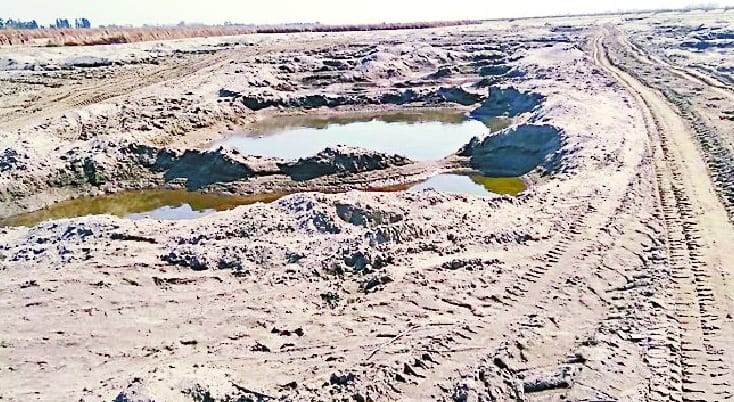 Here is a step of dodgy bowels of Yamuna