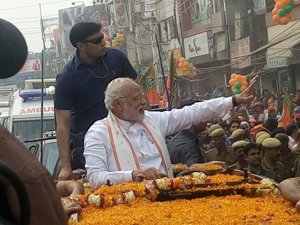 Pm Modi worship in Baba Vishwanath temple in Banaras