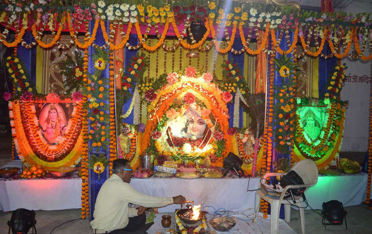 Fanfare celebrating black Nishanotsv