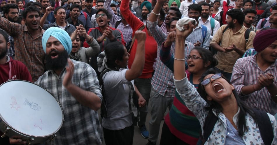 sfs protest in punjab university chandigarh, 49 arrested