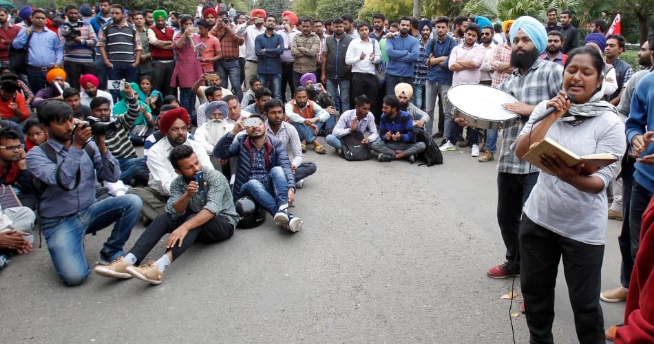 sfs protest in punjab university chandigarh, 49 arrested