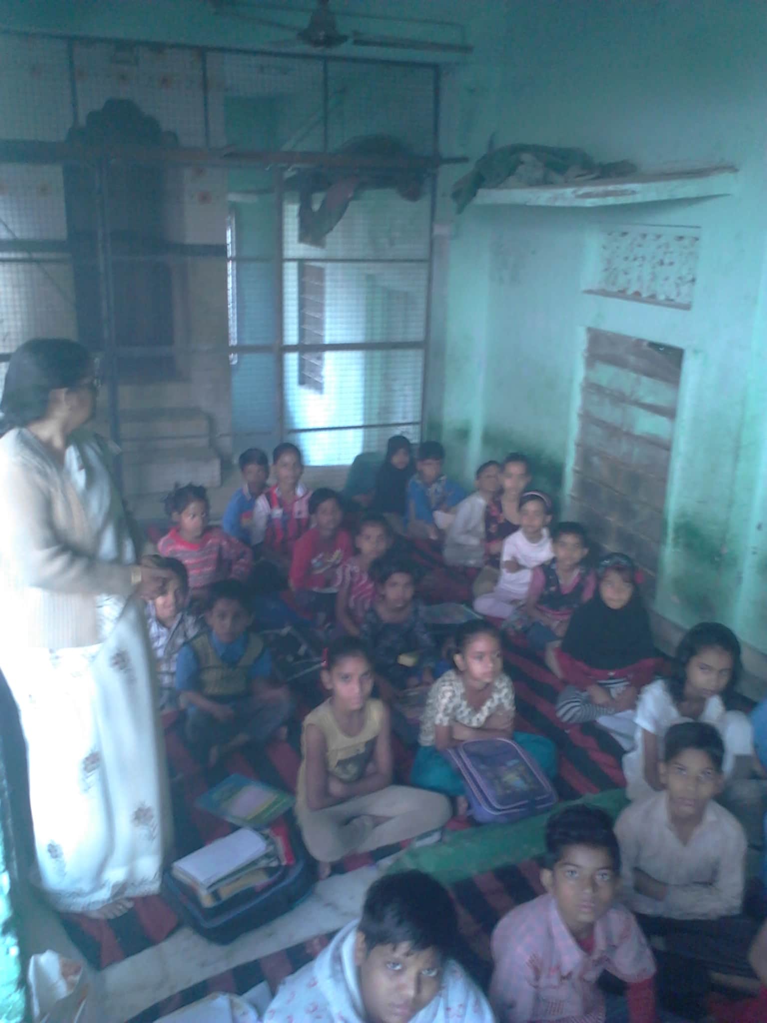 children in Primary school are reading in these circumstances