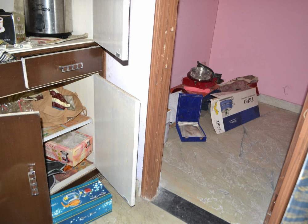 loot in mla mamta rakesh house 