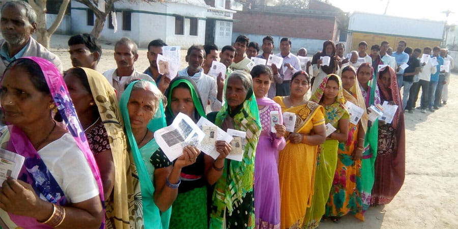 live updates of sixth phase of up election 2017 and manipur first phase election