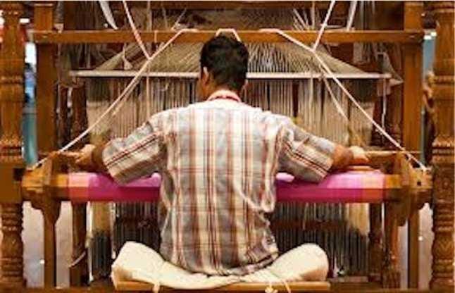 no political party is paying head on weavers plight