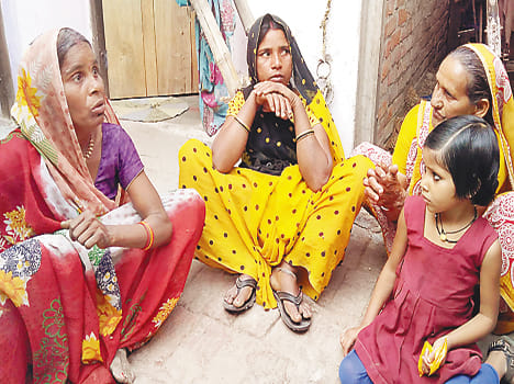 On the father's scold, a student hanged