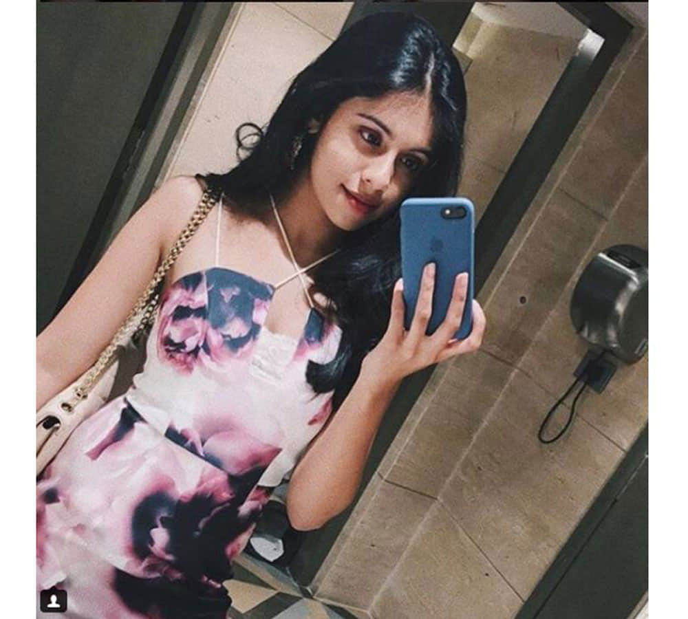 mithun chakraborty glamrous daughter dishani photos viral
