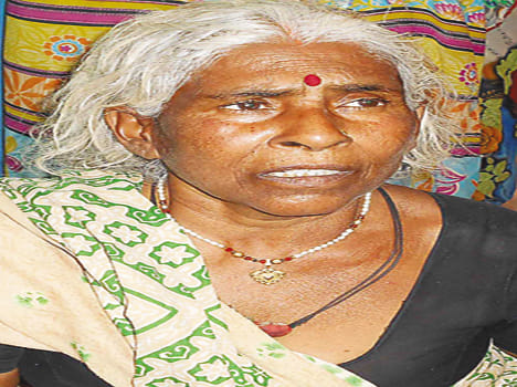 The premature death of her husband and two lakh jewelery flown bluffing