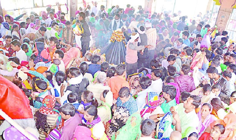 Great blessings in the Cave Baba Temple