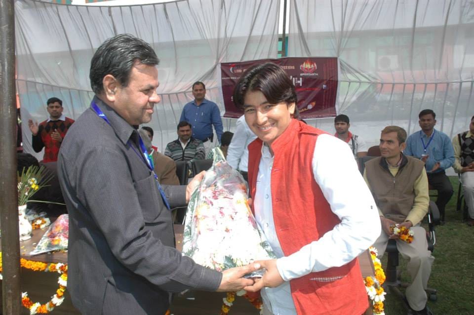 babita nagar silver medal winner wrestler and DP SI