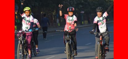 Messages to empower women to cycle ten kilometers