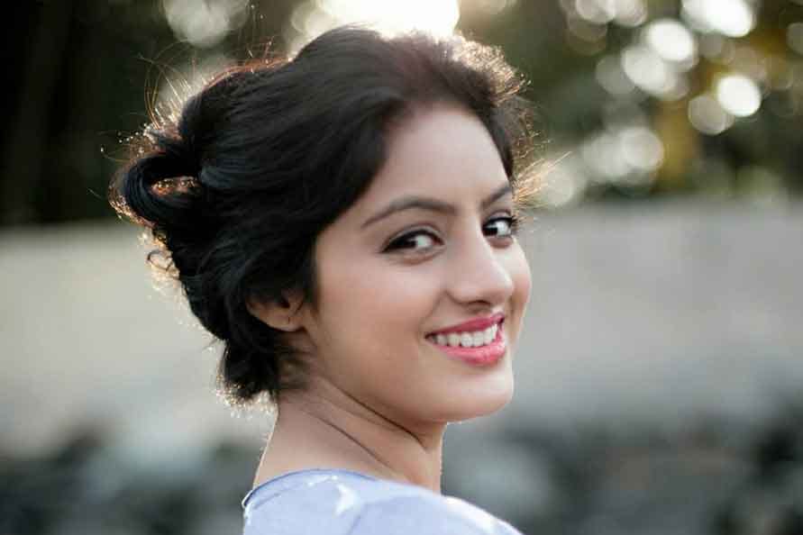 Deepika singh shares video with baby bump