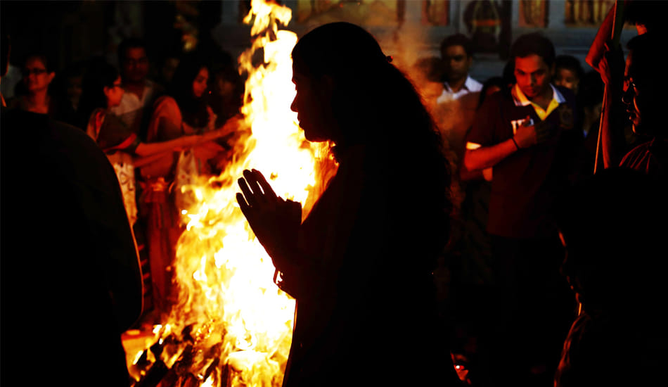 before holi festival eight days auspicious works are not done 