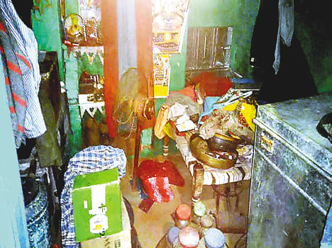 theft in two house and shop