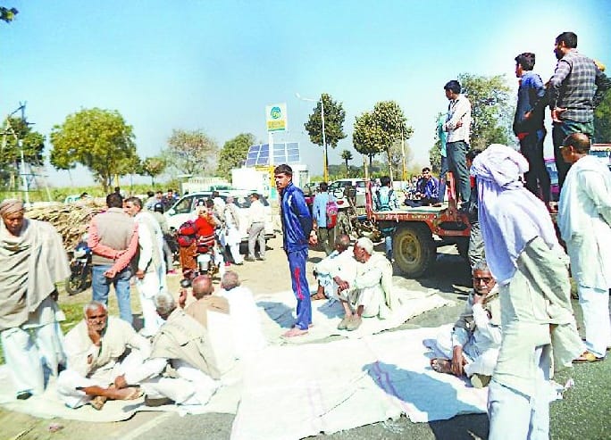 Jam against the attitude of the police administration
