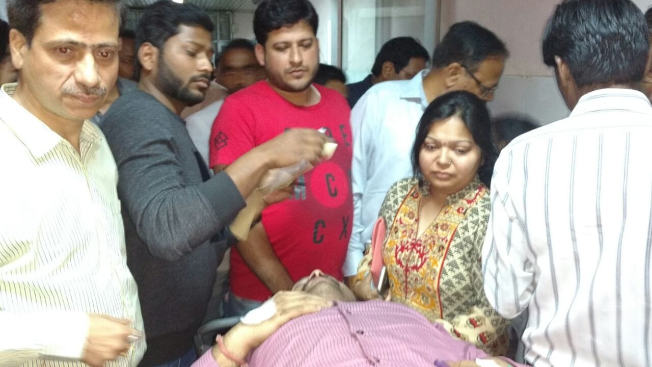 big loot in lucknow in chauk.