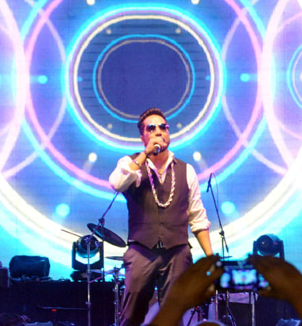 singer mika singh in kanpur