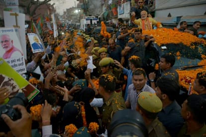 varanasi get saffron after pm modi road show toady
