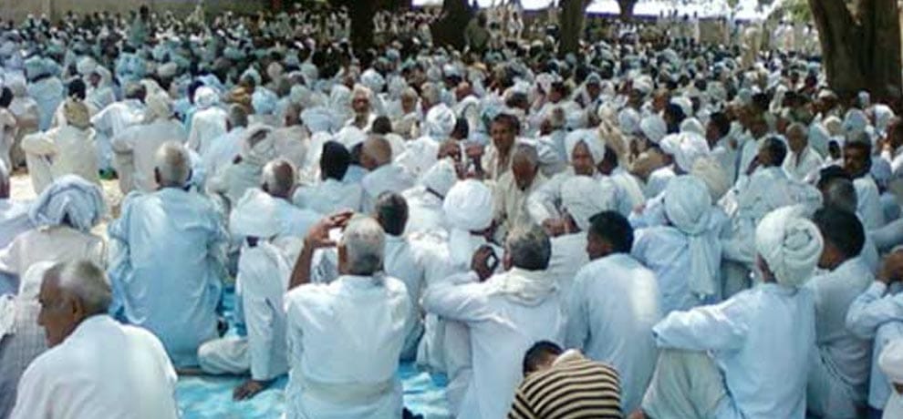panchayat gives punishment to man for trying to rape a woman