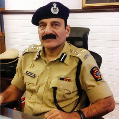 pratap dighavkar, farmer who became IPS officer 