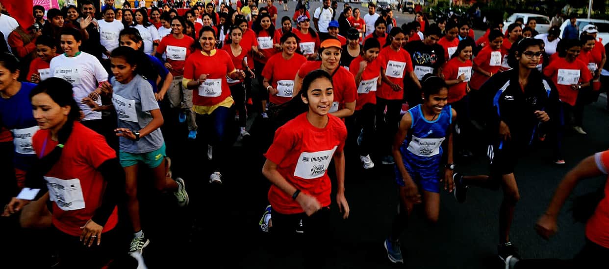 woman marathon in jaipur for a social message