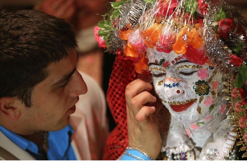 Amazing pictures of bride in Bulgaria. 