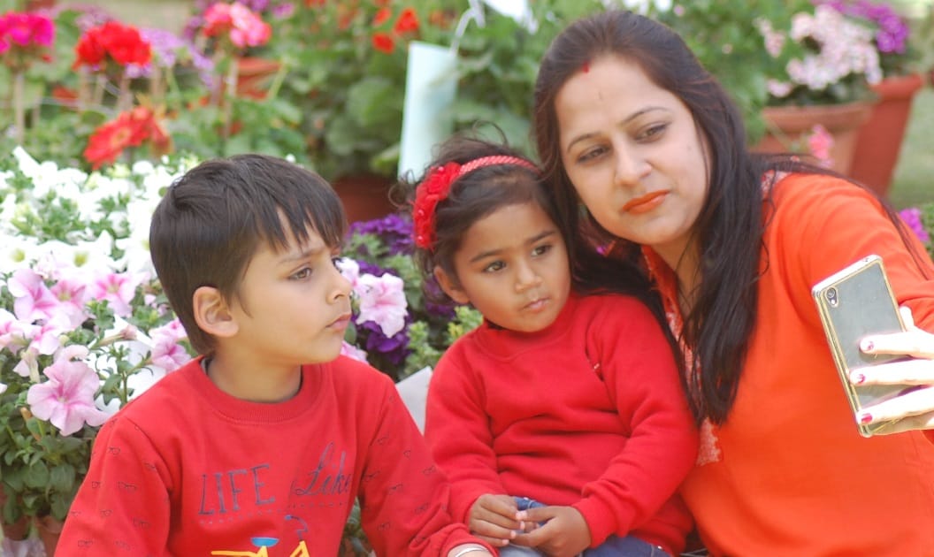 Flowers C Mahkti morning, these photos will touch your heart 