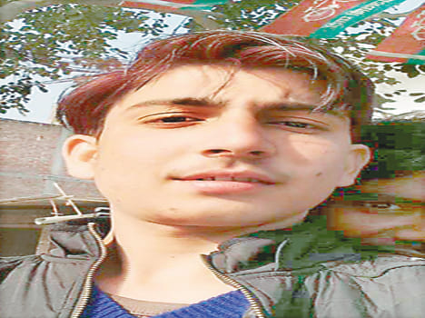 The young man beat faster bus speed, death