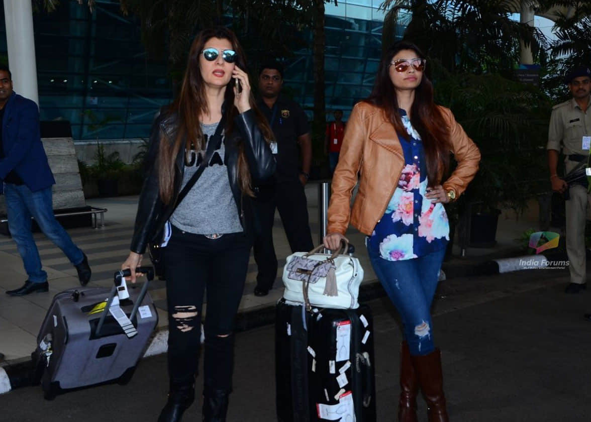 Daisy Shah using Sangeeta Bijlani to reach Salman Khan, here's the proof