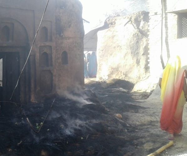 fire in a village in sultanpur.