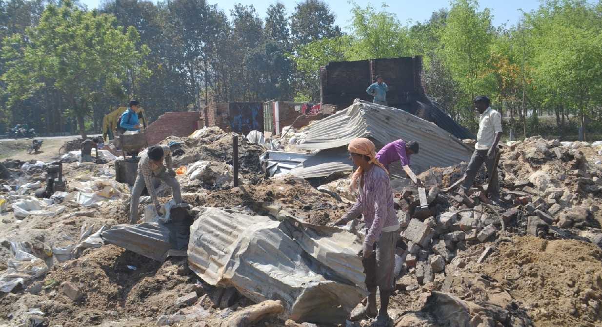 Animal feed warehouse fire, the loss of millions