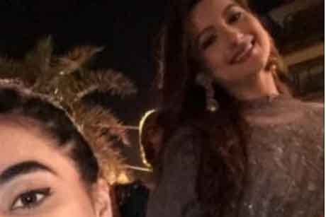 Mandana karimi ties knot with Boyfriend Gaurav