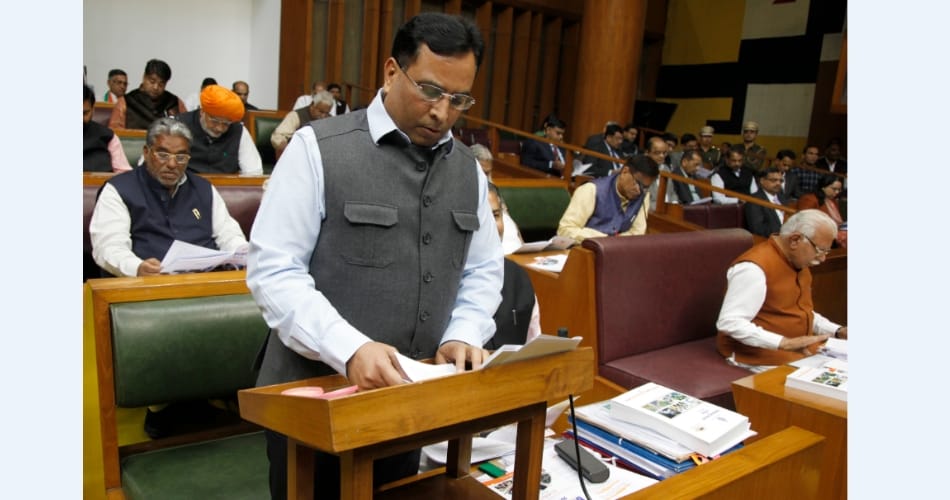 finance budget 2017 presented by captain abhimanyu in haryana assembly