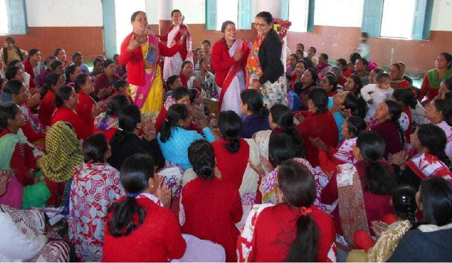 Holi celebrated in Bageshwar