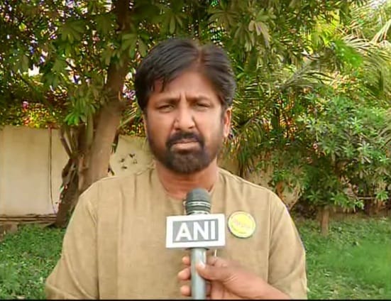 Countless water tankers were used in marriage of Maharashtra BJP Chief  Raosahab Danve son