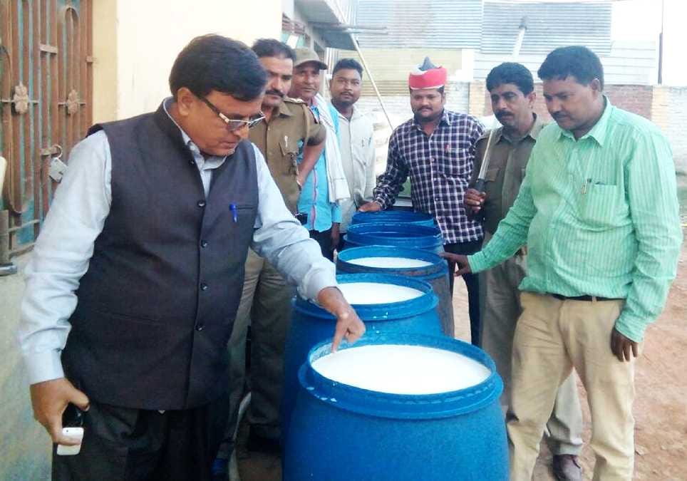 45 samples fail, detergent also in milk