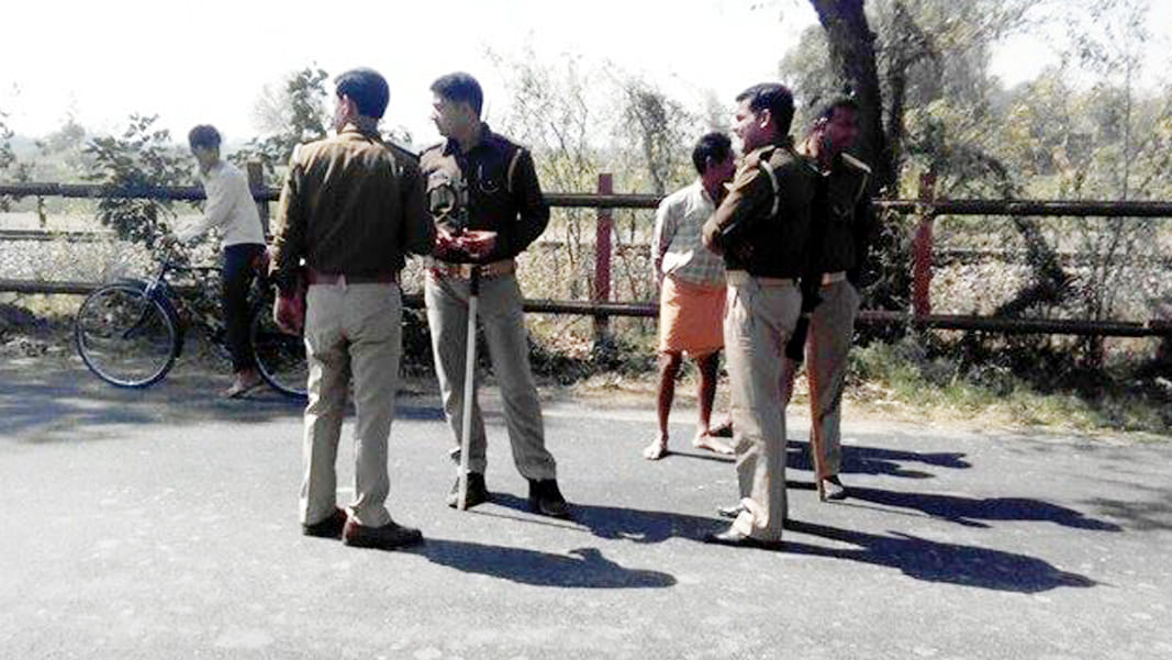 child was killed in accident family members blocked highway